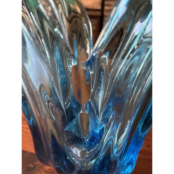 Vintage MCM Aqua Blue Swung Pedestal Vase 7.5 Inches In The Style Of Viking - Picture 9 of 9